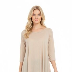 Umgee small oversized tan high low top; side slits